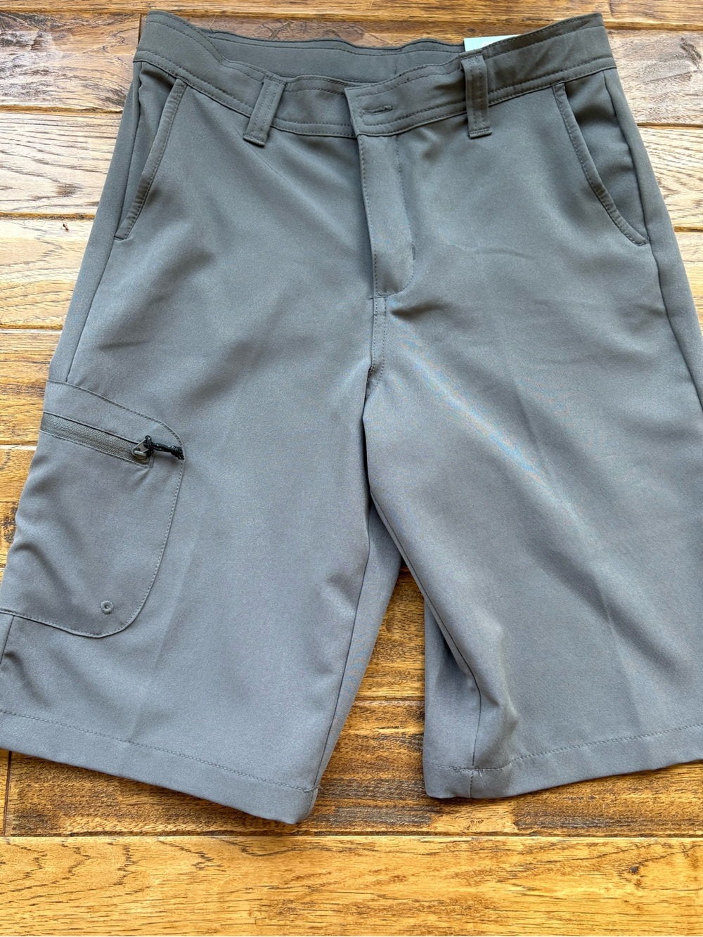 Magellan Outdoors Men's Dark Gray Cargo Shorts